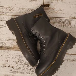 Dr. Martens Jaden III platforms Pisa leather